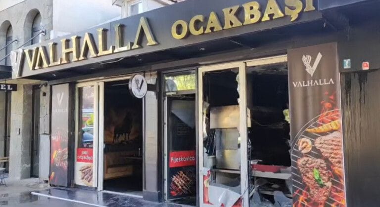 Fotografija 3: O, Turci...