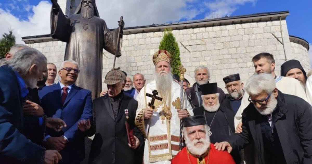 Kolašinska čuda: Ne mogu povući cijev, ali mogu izliti bronzu