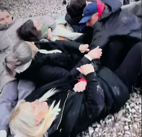 Fotografija 1: Botun je pao, Belveder nikada!