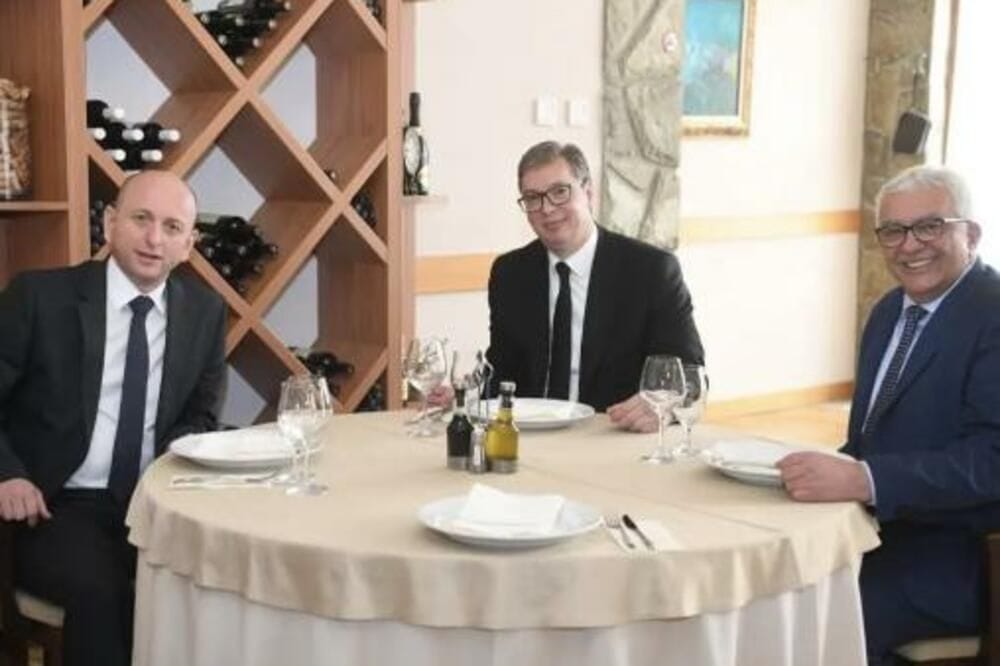 Vučić mandić knežević