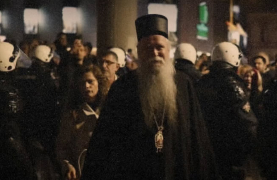 Fotografija 1: Zvižduci u Novom Sadu i sjenka Beograda nad SPC u Crnoj Gori